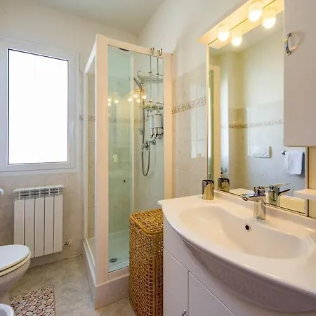 Modern Bubu Casa