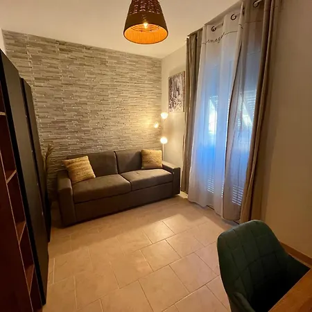 Modern Bubu Casa Borgonovo